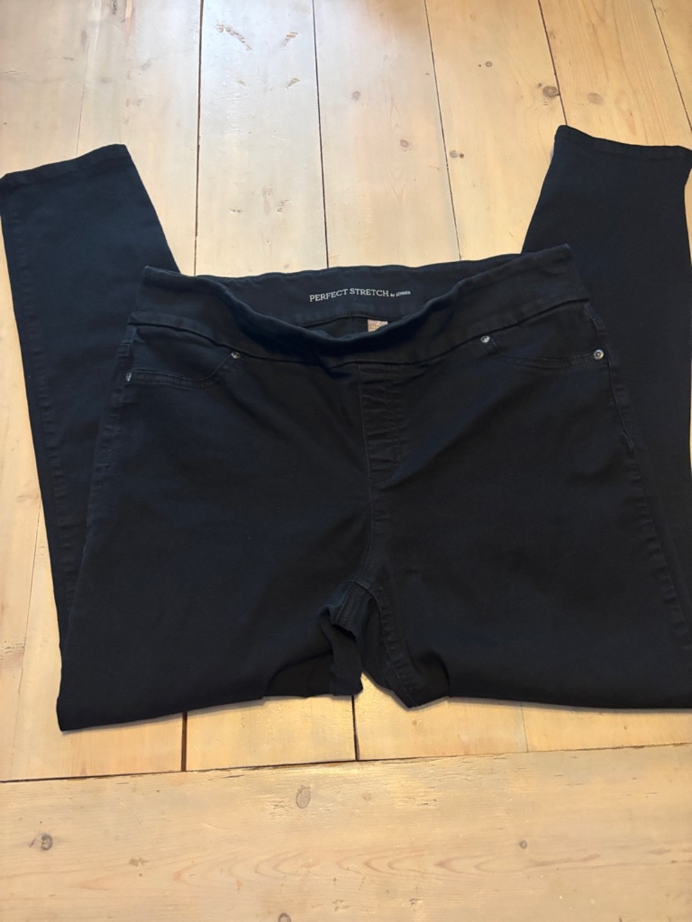 Chicos Black Stretch Skinny Pants Size 2 (12-Large)